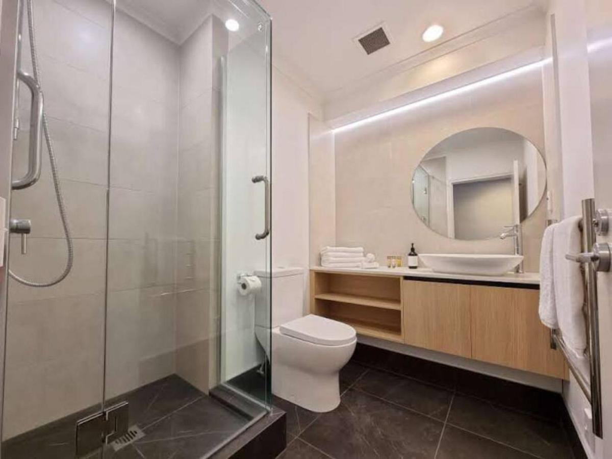 Sweet Escape Cbd Studio With Pool And Gym โอ๊คแลนด์ ภายนอก รูปภาพ