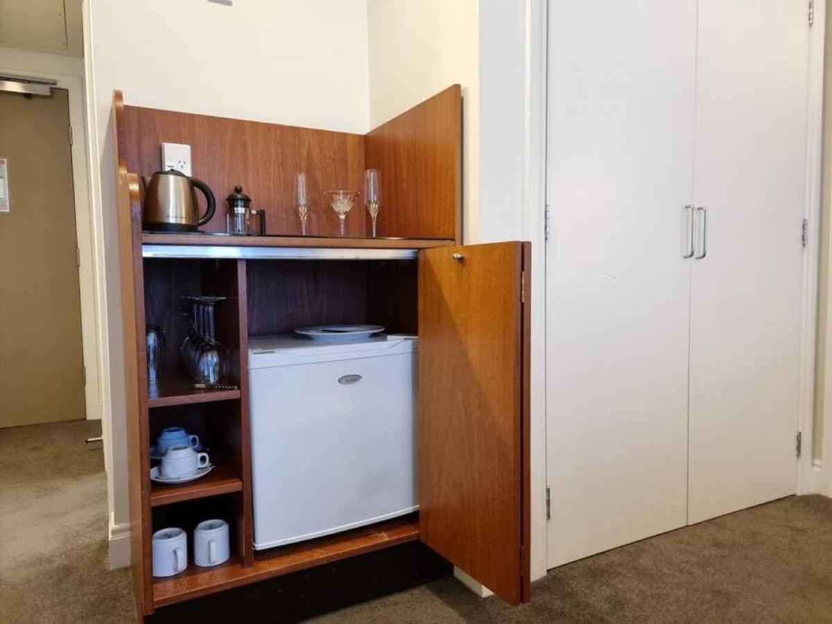 Sweet Escape Cbd Studio With Pool And Gym โอ๊คแลนด์ ภายนอก รูปภาพ